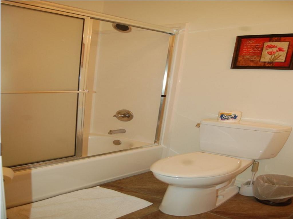 בילוקסי Tux Creek Inn חדר תמונה