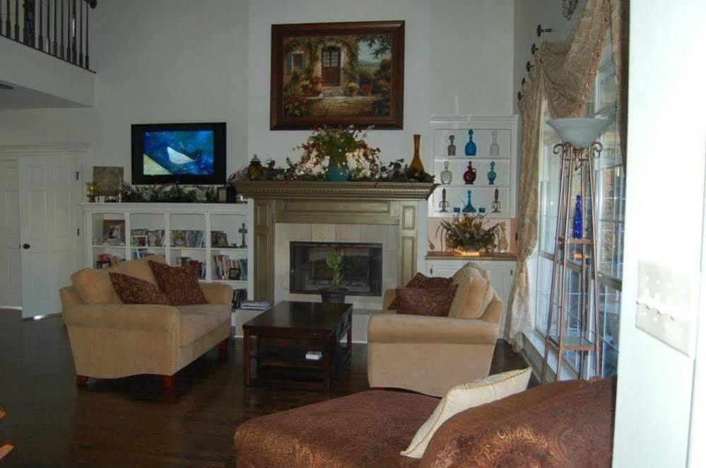 בילוקסי Tux Creek Inn מראה חיצוני תמונה